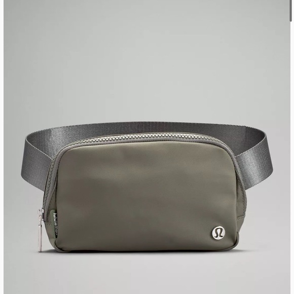 lululemon athletica Handbags - Lululemon Everywhere Belt Bag in GREY SAGE